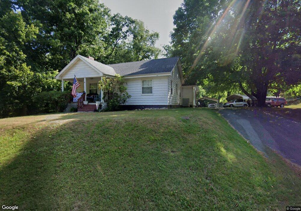 210 E 4th Ave, Watauga, TN 37694 - photo 1