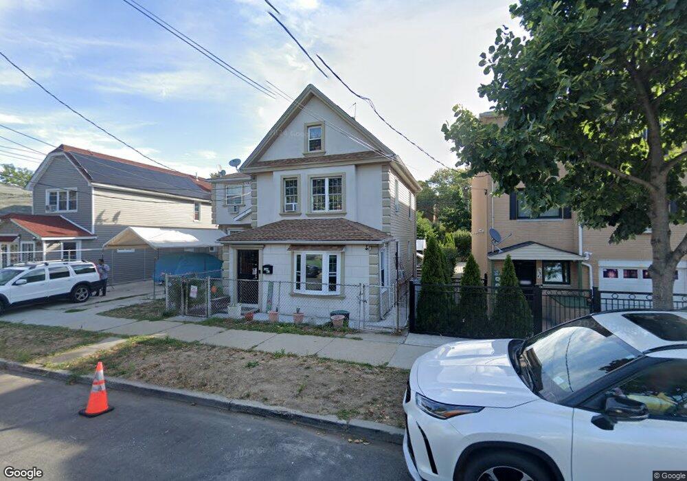 10841 157th St, Jamaica, NY 11433 - photo 1