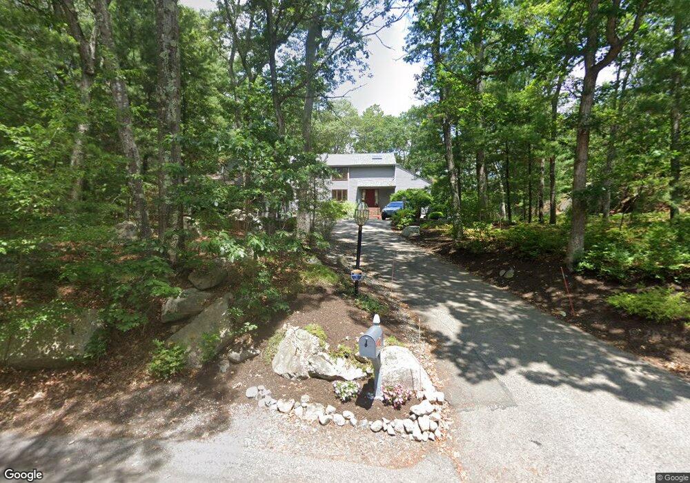 6 Pequot Cir, Sharon, MA 02067 - photo 1