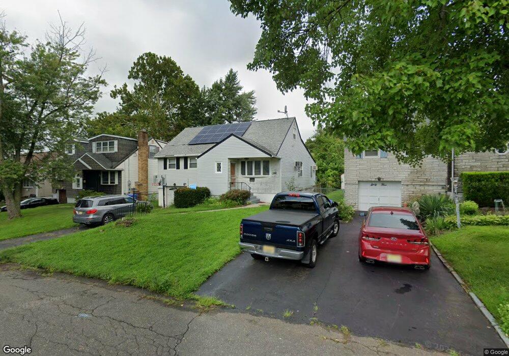 61 Jefferson St, Metuchen, NJ 08840 - photo 1