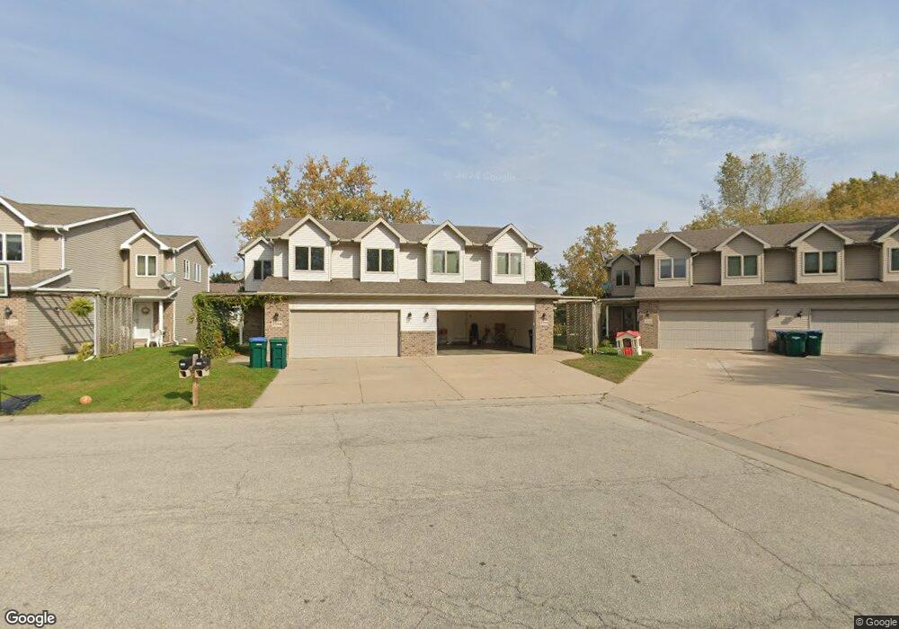 1702 Goldbeck Ct, Appleton, WI 54914 - photo 1