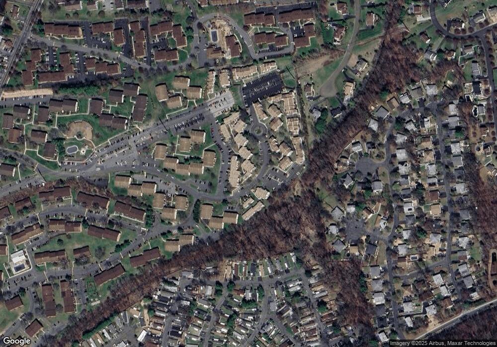 437 Country Club Ln unit 437, Pomona, NY 10970 - photo 1