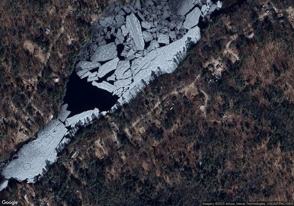 636 Berry River Rd, Barrington, NH 03825 - photo 1