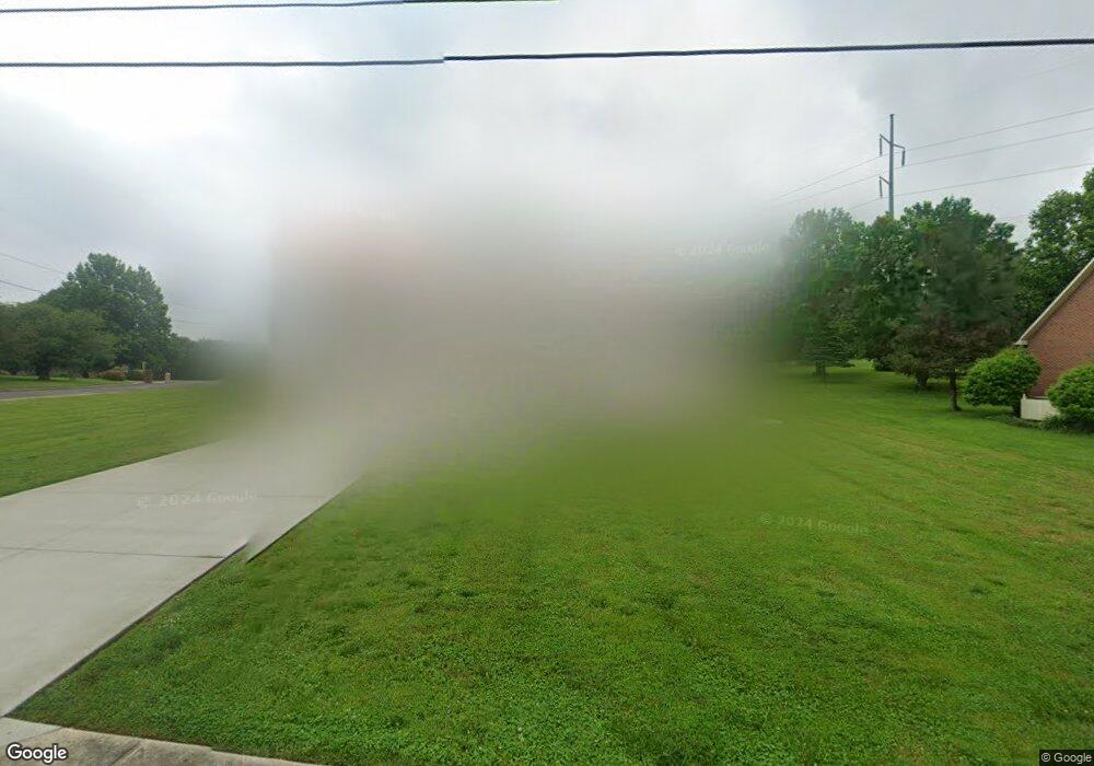 204 Green Hills Dr, Shelbyville, TN 37160 - photo 1