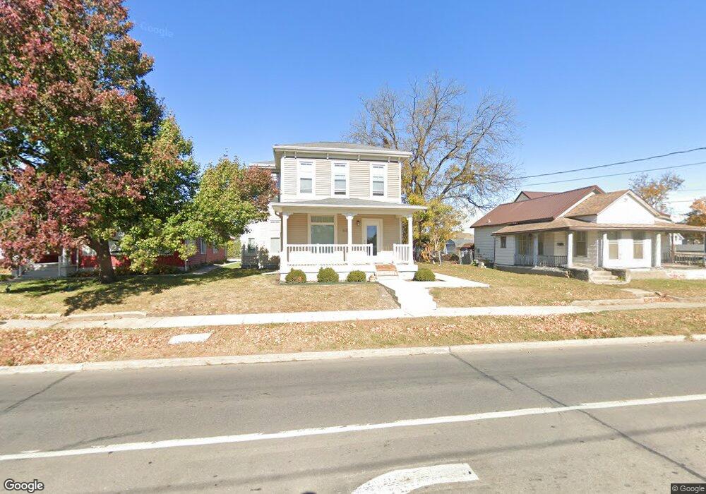 502 1st Ave E, Newton, IA 50208 - photo 1