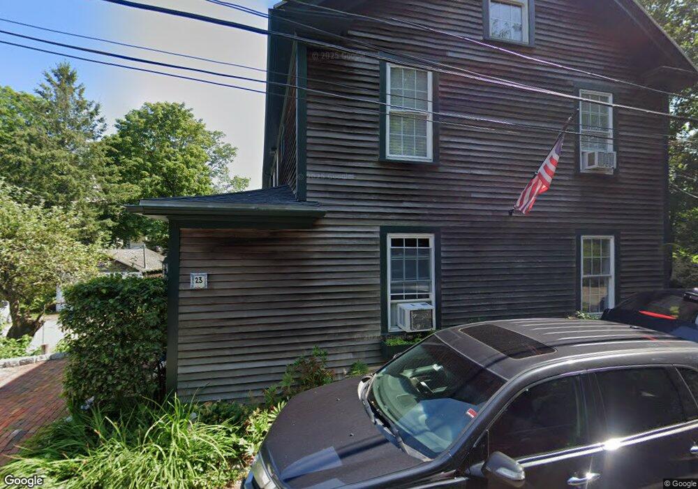 23 Harris St unit 1, Marblehead, MA 01945 - photo 1