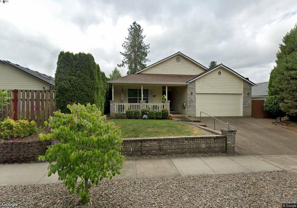 908 E Edgewood Dr, Newberg, OR 97132 - photo 1