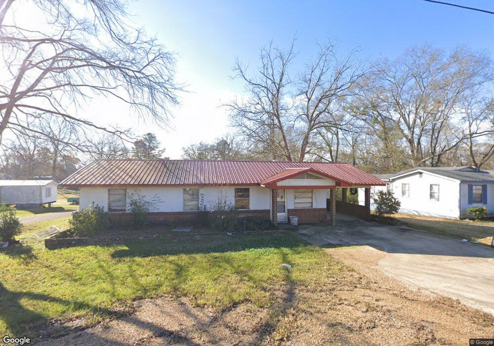 307 Simmons St, Hazlehurst, MS 39083 - photo 1