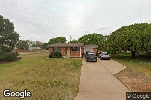 621 S 6th St, Canute, OK 73626