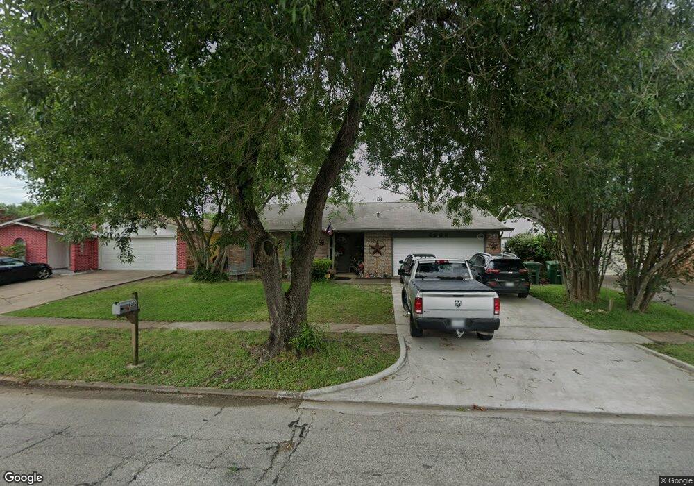 6203 W Ridgecreek Dr, Houston, TX 77053 - photo 1