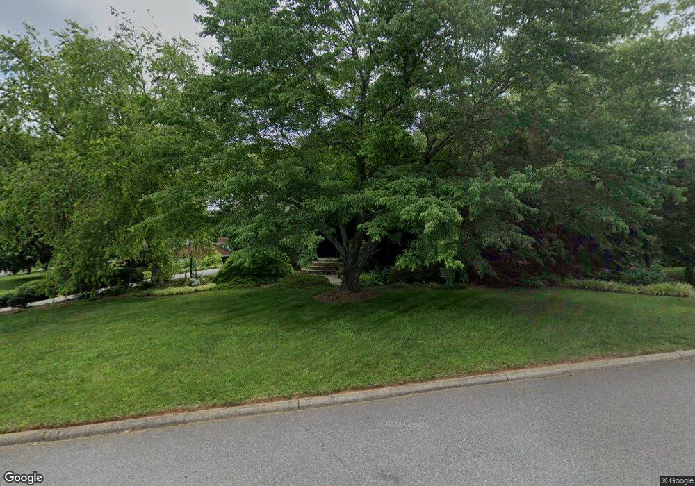 908 Hunter St, Statesville, NC 28677 - photo 1