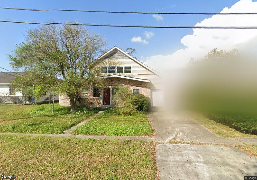 5721 Lafreniere St, Metairie, LA 70003 - photo 1