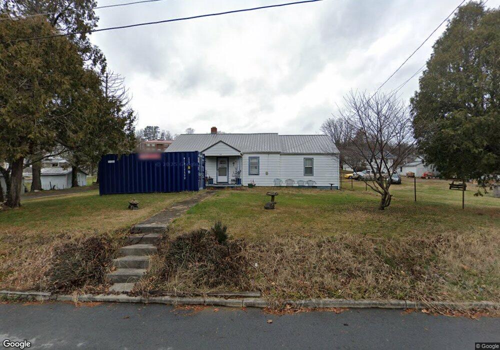 403 Grand Avenue Extension, Johnson City, TN 37601 - photo 1