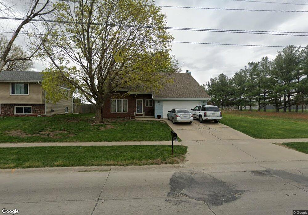 800 E 19th St N, Newton, IA 50208 - photo 1