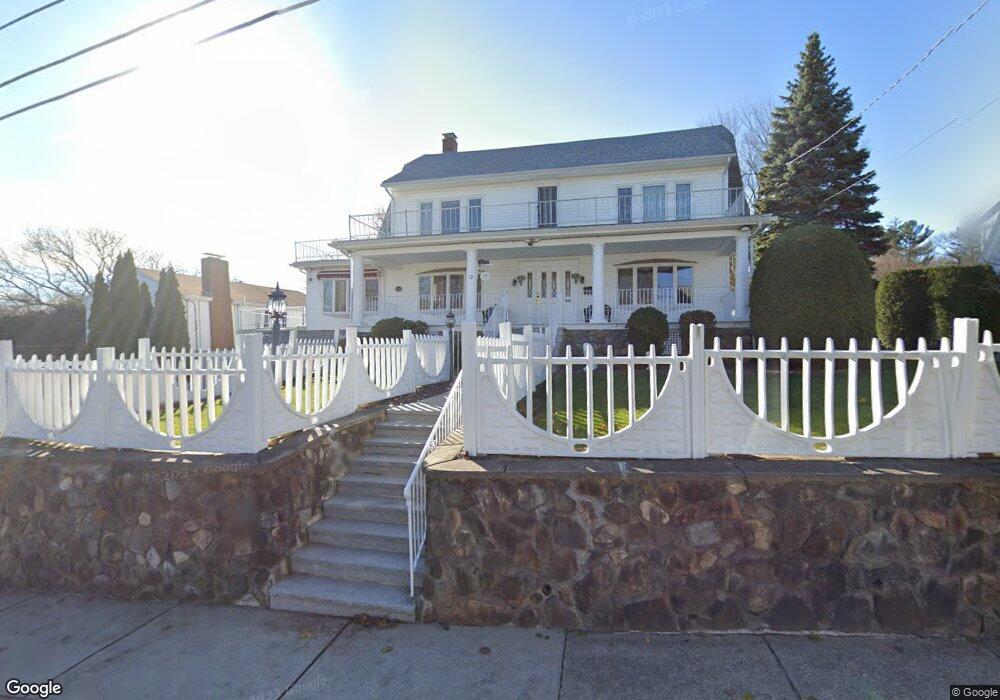 12 Langley Rd, Arlington, MA 02474 - photo 1