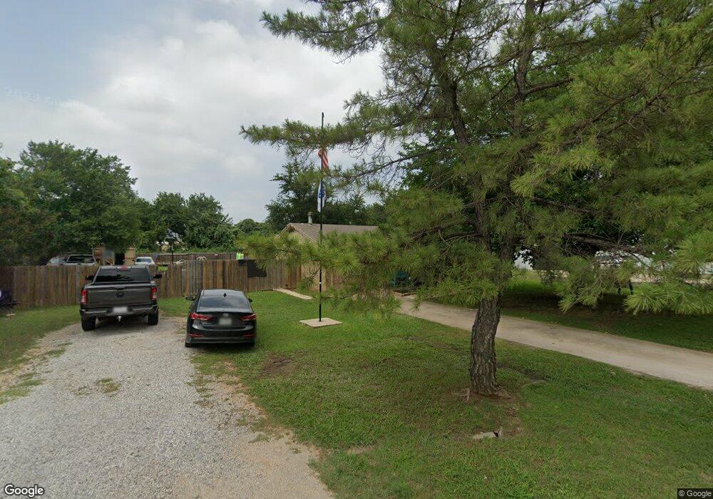 304 Mockingbird Ln, Springtown, TX 76082 - photo 1