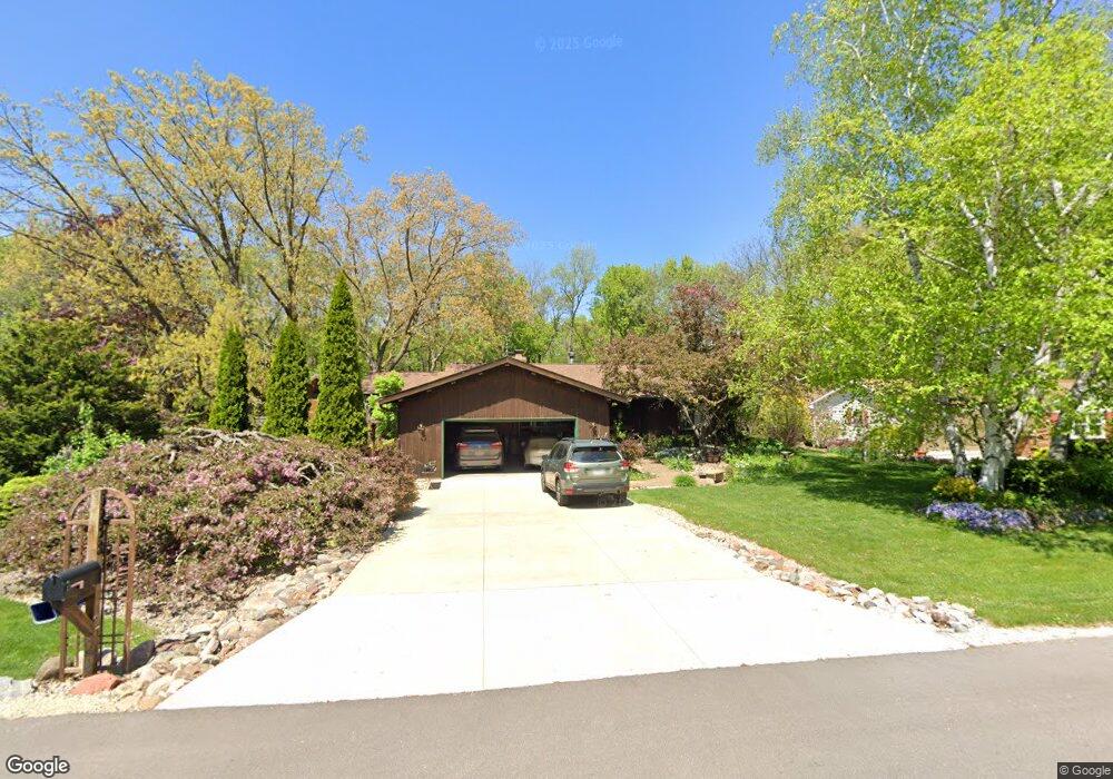 5238 Dommers Dr, Fitchburg, WI 53711 - photo 1