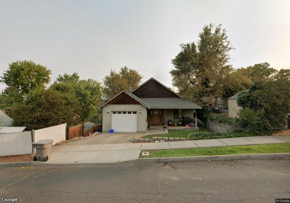 115 W 12th St, the Dalles, OR 97058 - photo 1