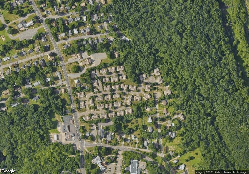 53 Cider Mill Ln, Trumbull, CT 06611 - photo 1