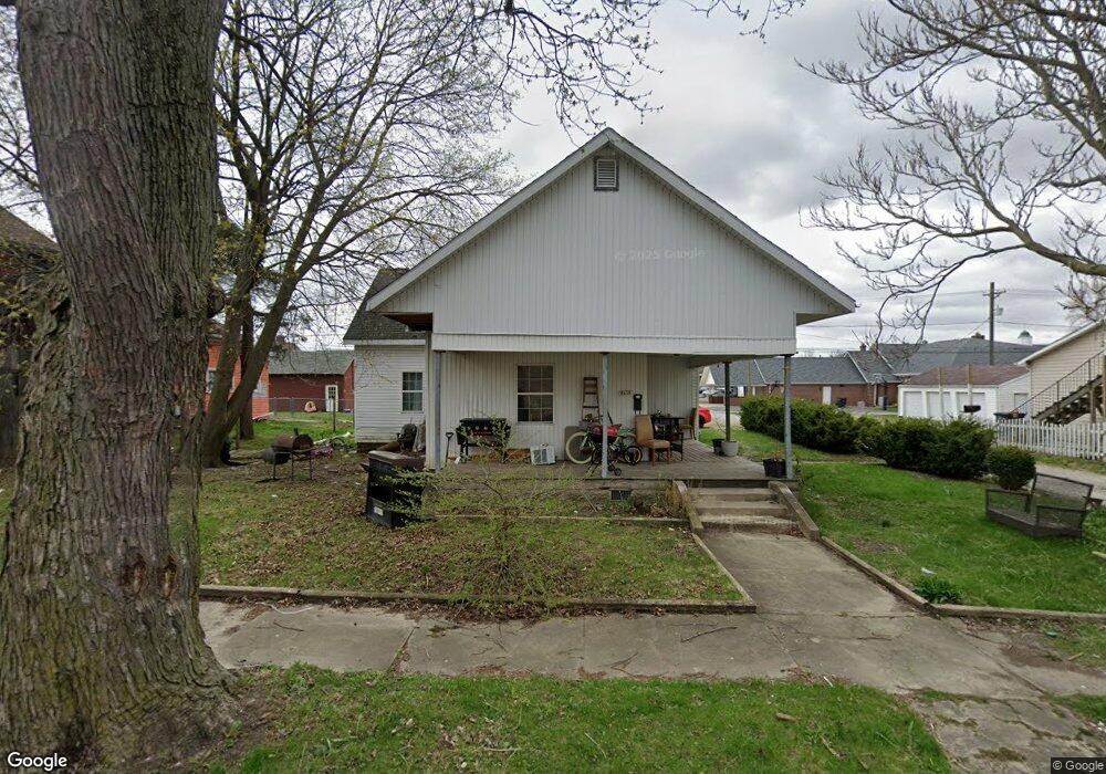 1615 N B St, Elwood, IN 46036 - photo 1