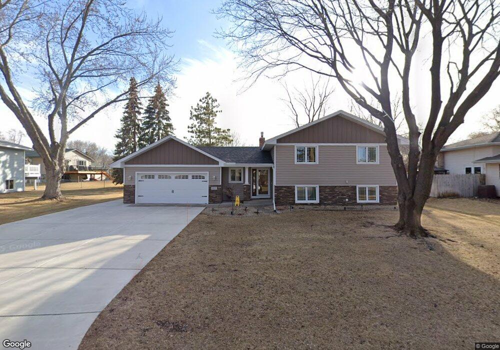 10031 Saratoga Way, Maple Grove, MN 55369 - photo 1