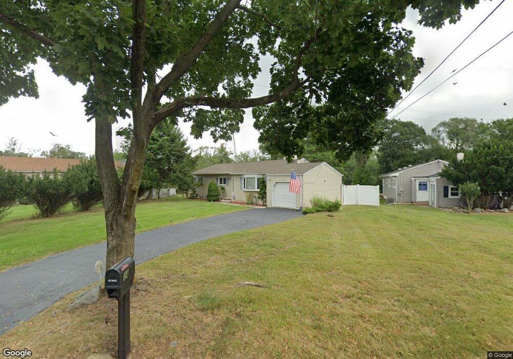 34 Lake Park Dr, Piscataway, NJ 08854 - photo 1