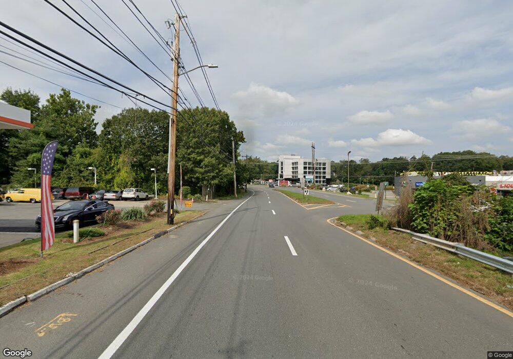 777 Cambridge Rd, Woburn, MA 01801 - photo 1