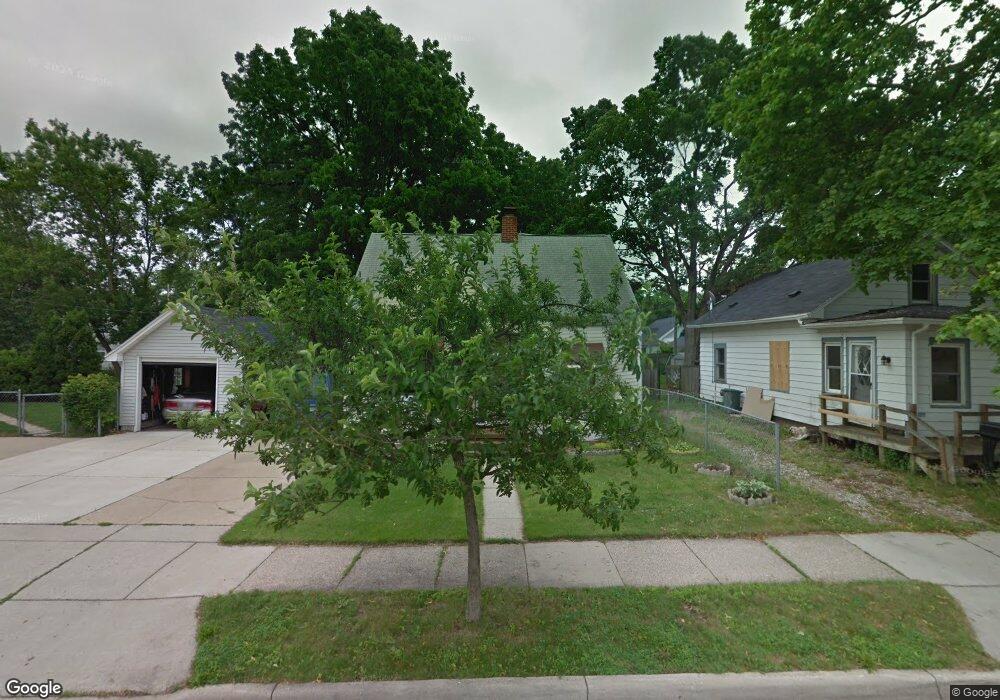 1913 Harding Ave, Lansing, MI 48910 - photo 1