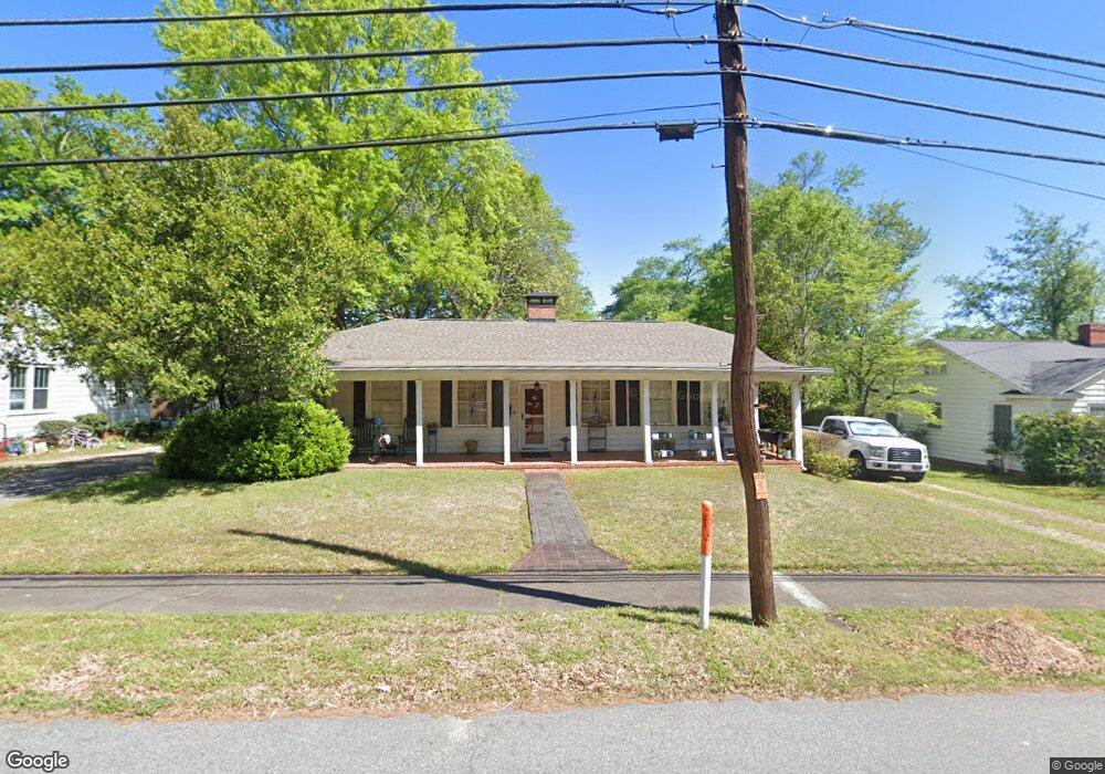 162 Holmes St, Barnesville, GA 30204 - photo 1