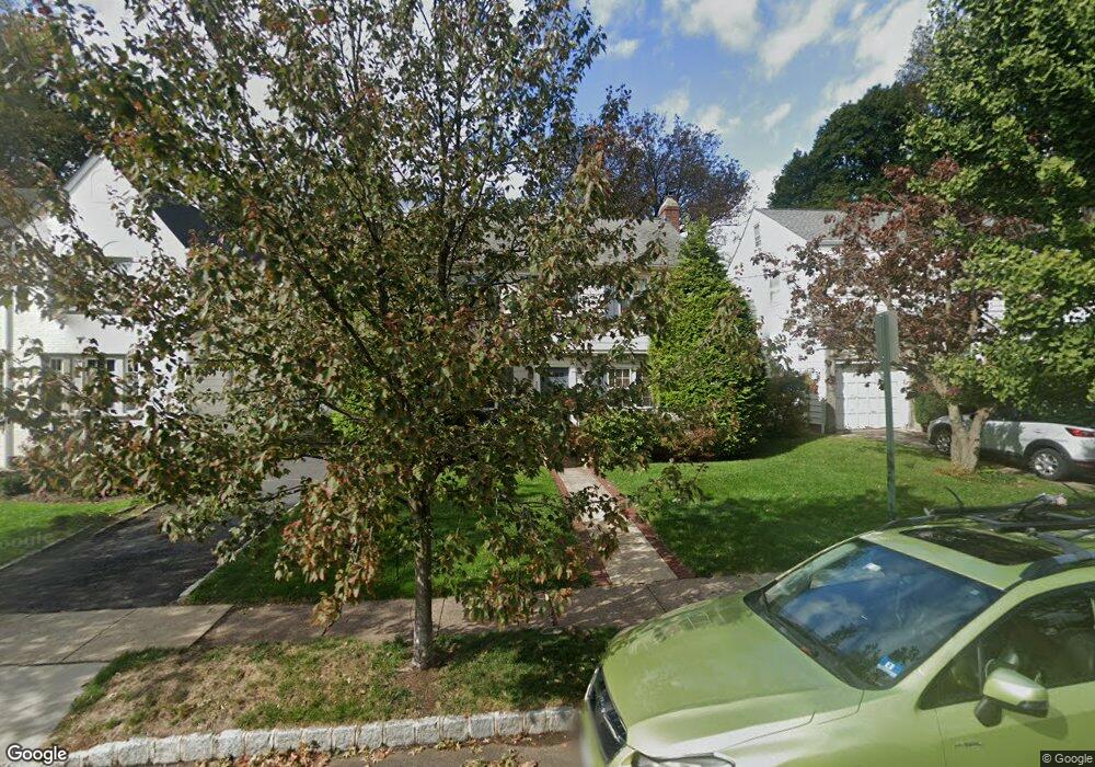 206 Stonehouse Rd, Glen Ridge, NJ 07028 - photo 1