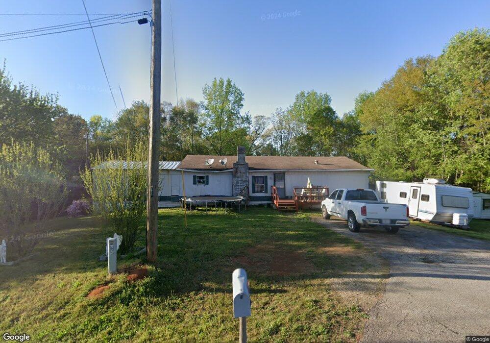 7043 Deaton Henry Rd, Flowery Branch, GA 30542 - photo 1