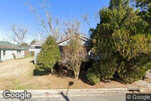 750 E Waldburg St, Savannah, GA 31401