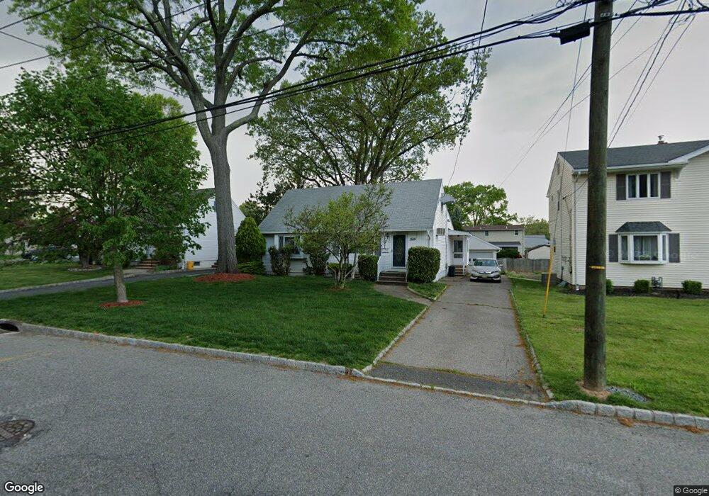 50 Lopez Rd, Cedar Grove, NJ 07009 - photo 1