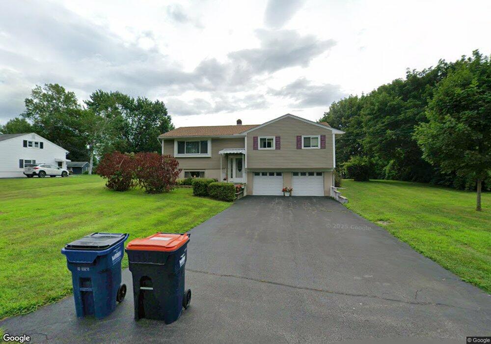 54 Birchwood Dr, Rhinebeck, NY 12572 - photo 1