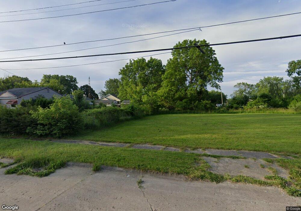 1162 E Lorado Ave, Flint, MI 48505 - photo 1