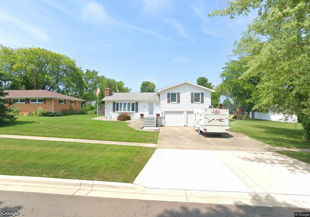 303 Michigan St E, Three Oaks, MI 49128 - photo 1