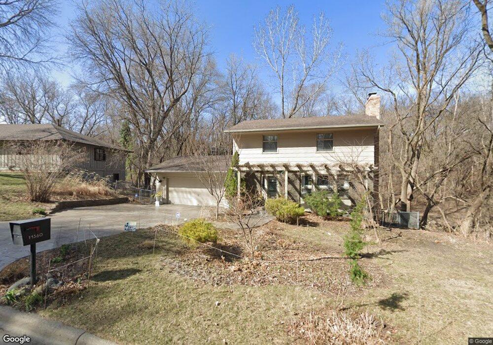 14560 Crestview Ln, Minnetonka, MN 55345 - photo 1