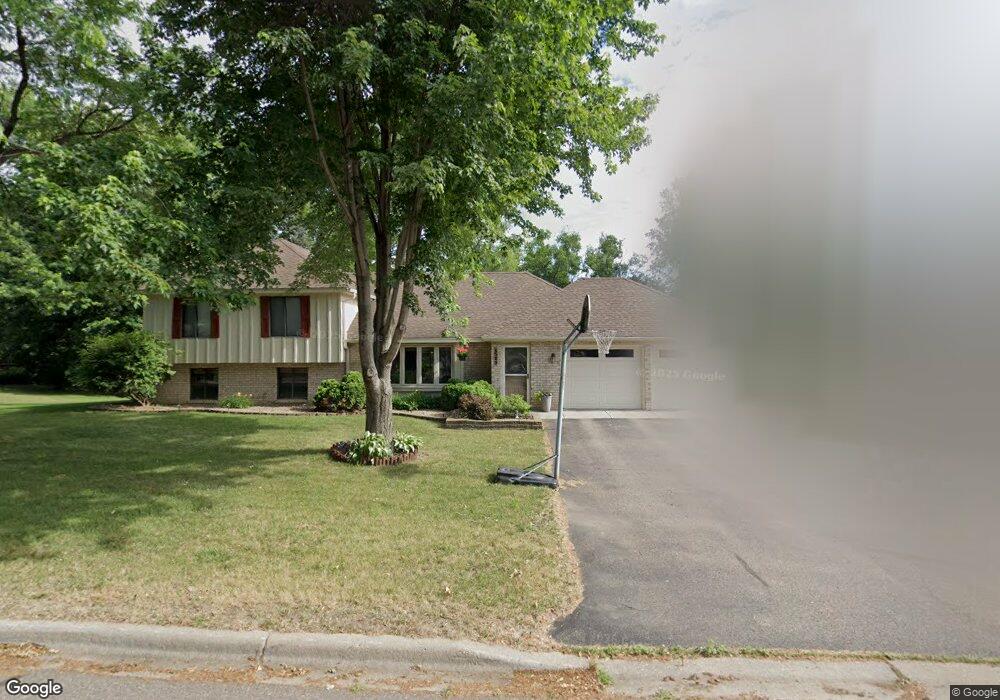 4589 Saddlewood Dr, Minnetonka, MN 55345 - photo 1