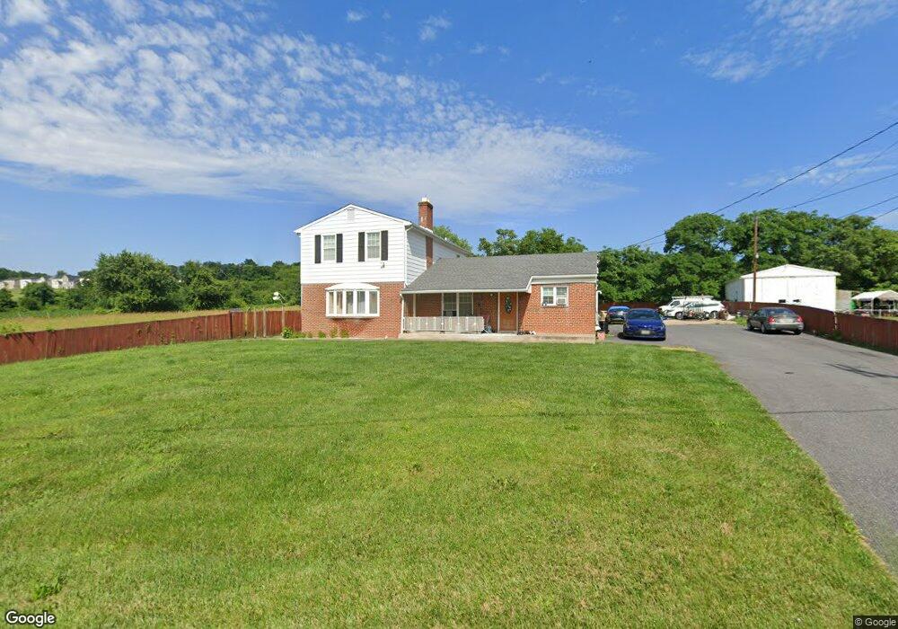 7722 Kemp Ln, Frederick, MD 21702 - photo 1