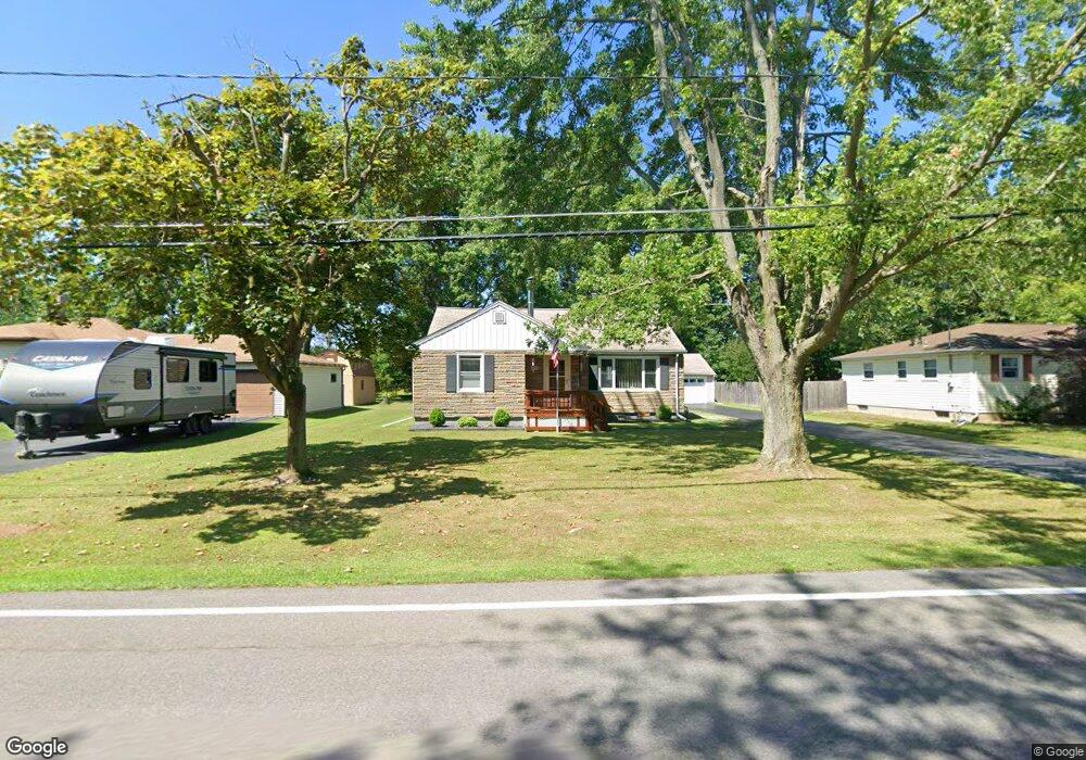 2821 Stenzel Ave, North Tonawanda, NY 14120 - photo 1