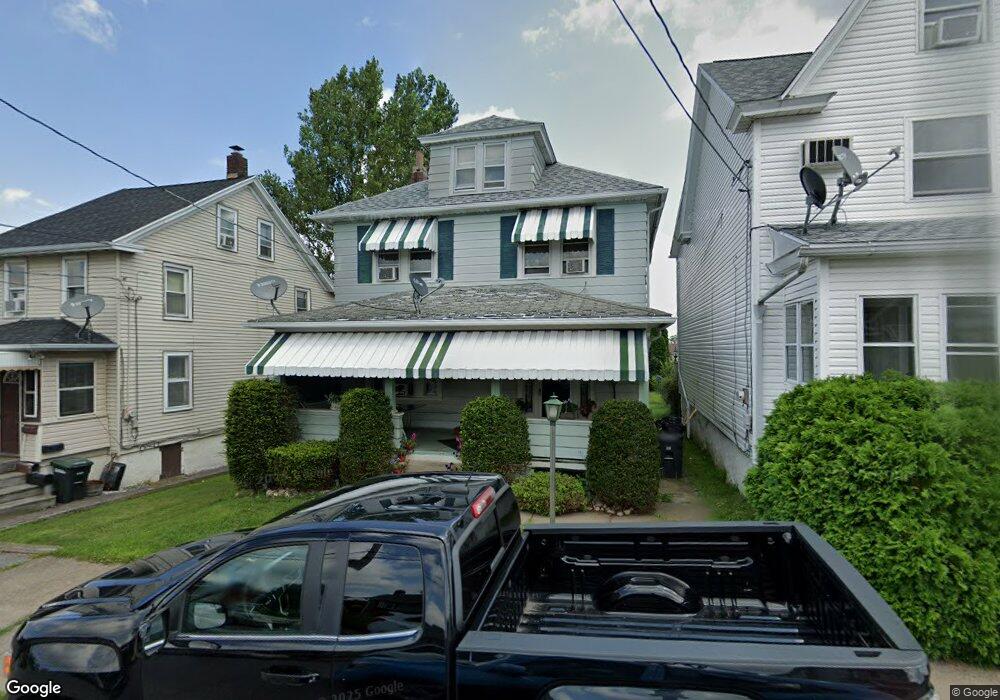 993 N Locust St, Hazleton, PA 18201 - photo 1