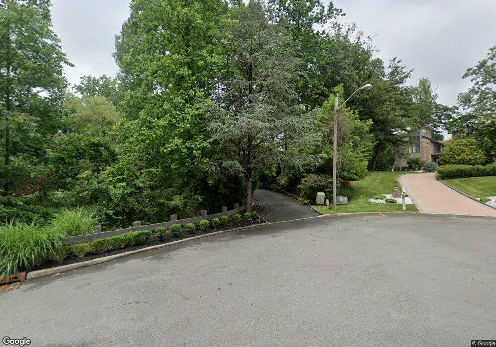 17 Adams Dr, Cresskill, NJ 07626 - photo 1