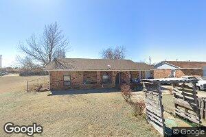 628 E Main St, Geronimo, OK 73543
