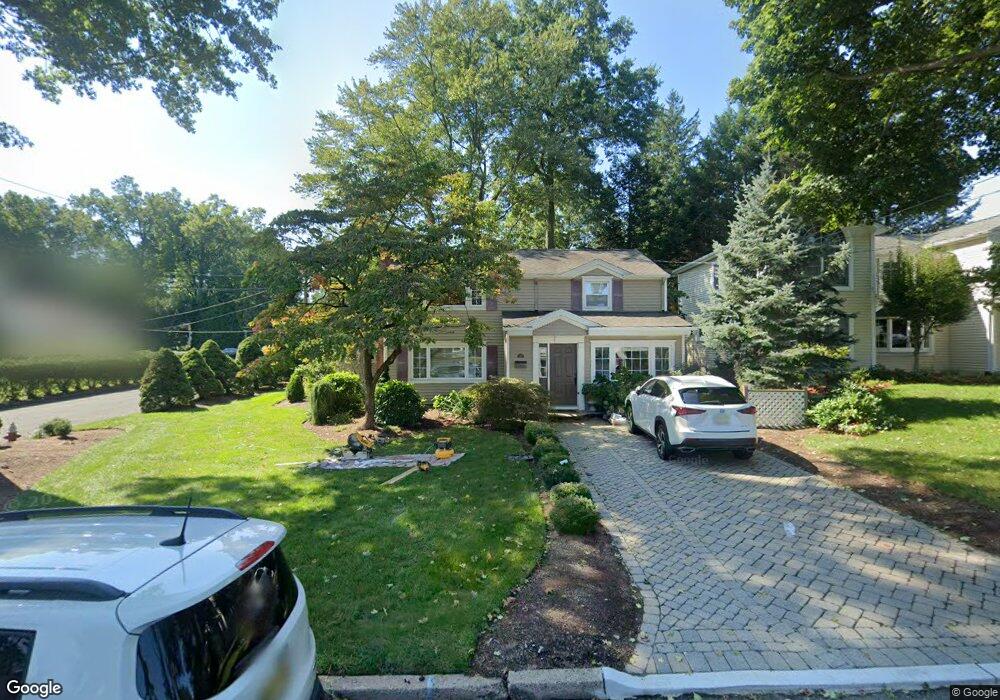 34 Stuart St, Waldwick, NJ 07463 - photo 1