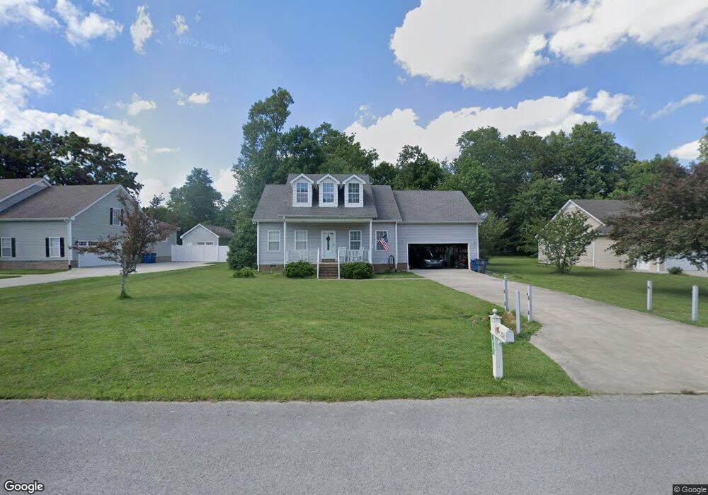 812 Indian Springs Cir, Manchester, TN 37355 - photo 1