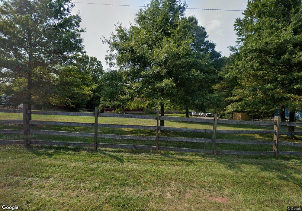 49 Cedar Rd, Whitehouse Station, NJ 08889 - photo 1