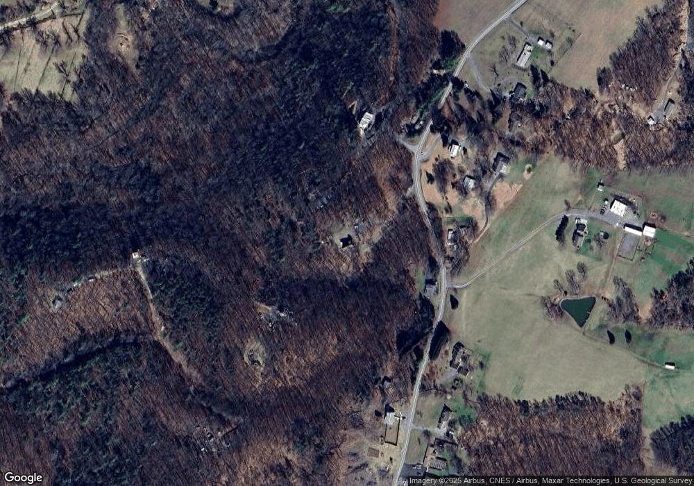 2576 Highland Ridge Rd, Berkeley Springs, WV 25411 - photo 1