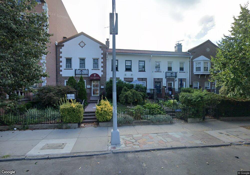 30-35 36th St, Long Island City, NY 11103 - photo 1