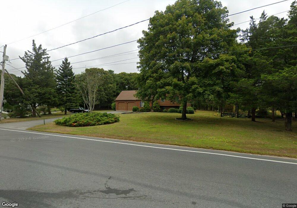 401 Carriage Shop Rd, East Falmouth, MA 02536 - photo 1