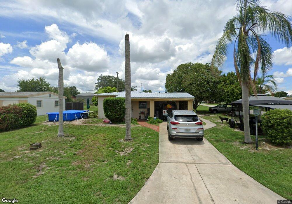 402 Walter Ave, Frostproof, FL 33843 - photo 1